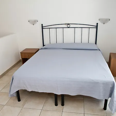 Trilocale In Un A Principina Mare 2* 普林希匹纳马尔