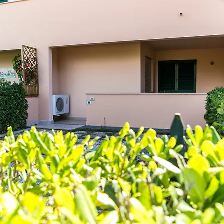 Trilocale In Un A Principina Mare Aparthotel 2*